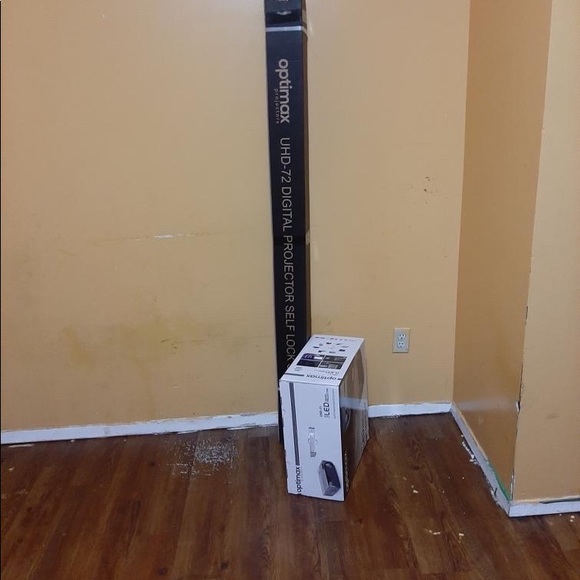 Optimax Projector 4K - Picture 14 of 16